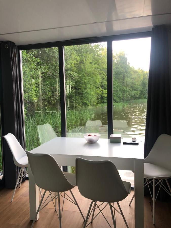 Houseboat- Dom Na Wodzie Z Sauna I Mozliwoscia Plywania Iława Eksteriør bilde